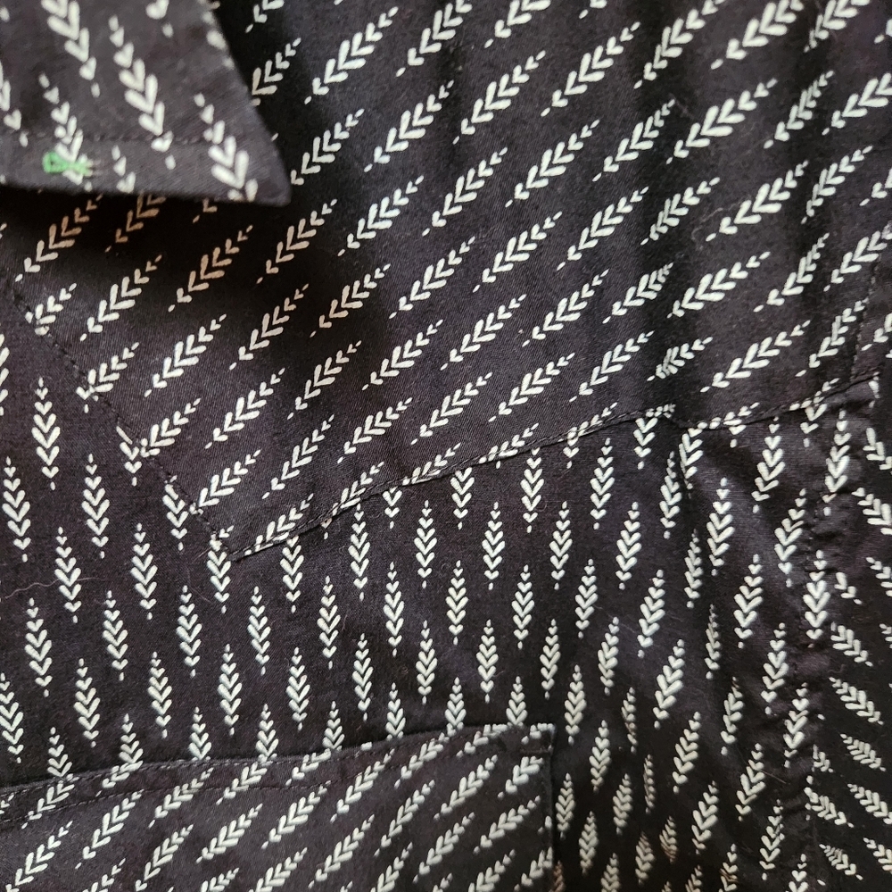 Gibson Black and White Casual Button Down Shirt with Pearl Snaps - Picture 5 of 5